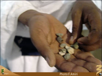 جمع آوري سنگ براي جمرات