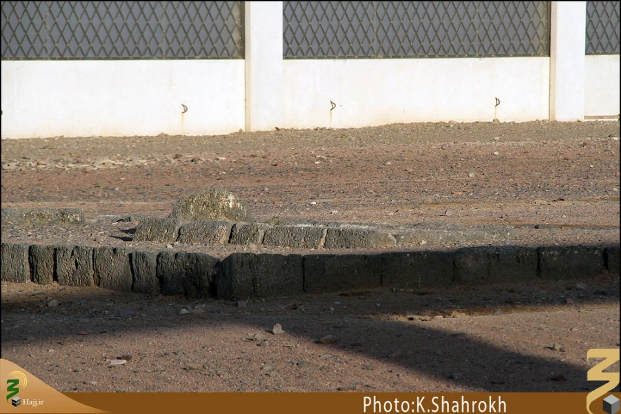 قبرستان احد