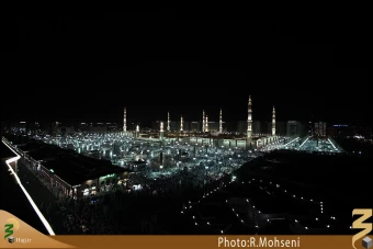 گنبد و گلدسته  مسجد النبي - شب