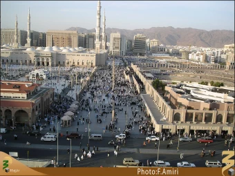 بين الحرمين