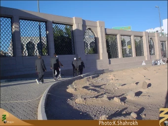 درب و ديوار بقيع
