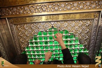 ضريح امام حسين (عليه السلام)