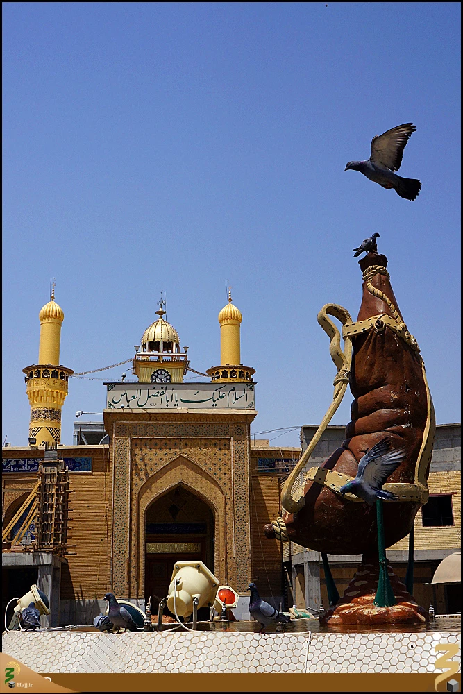 گنبد و گلدسته حرم حضرت عباس