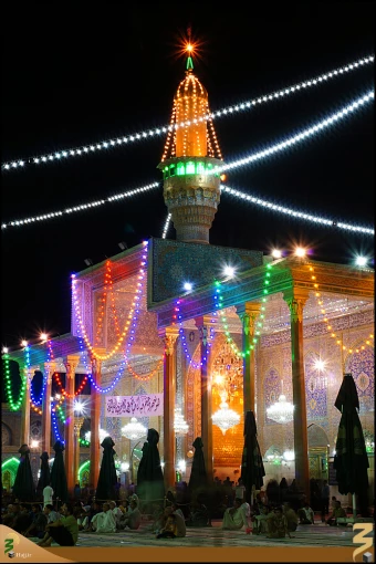 نماي بيروني حرم مطهر كاظمين (عليهما السلام)