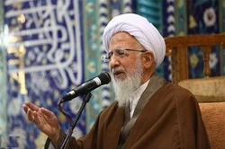 آیت الله جوادی آملی: عاشورا می تواند ما را اصلاح کند