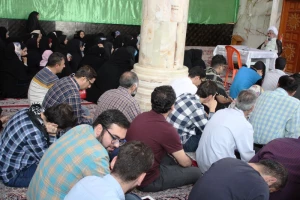 فرهیختگان پیام و عبرت‌های عاشورا را به جامعه انتقال دهند