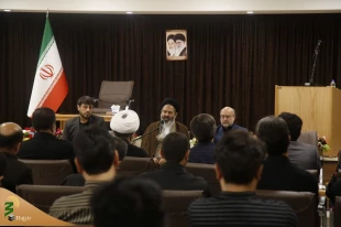 حجت الاسلام والمسلمین نواب:
تولیدات پژوهشکده حج ناظر به نیاز مخاطب تهیه گردد / کتاب آداب الحرمین بازنگری شود 13