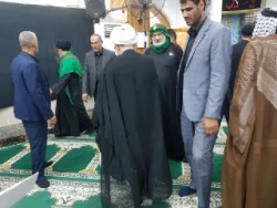 حضور مسؤل بعثه مقام معظم رهبری در نمازجمعه نجف اشرف 3