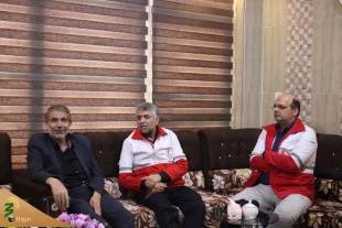در دیدار نماینده مرکز پزشکی عنوان شد؛

تاکید بر افزایش خدمات پزشکی به زائران عتبات عالیات 3