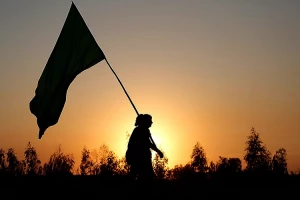 فرهنگ اربعین را با دید بین المللی به جهان عرضه کنیم