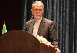 وزیر فرهنگ و ارشاد اسلامی:

اربعین، فرصت بی‌نظیر در نمایش ارادتمندی به ساحت اهل بیت (ع) است