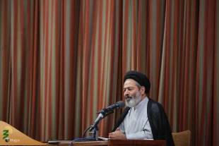 حجت الاسلام والمسلمین نواب:

درسفرهای زیارتی، سیره معصومین برای زائران بیان شود 5