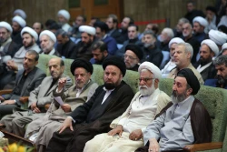 نشست روحانیون و مداحان عتبات عالیات استان تهران  16