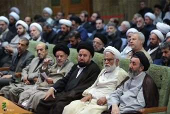 نشست روحانیون و مداحان عتبات عالیات استان تهران  16