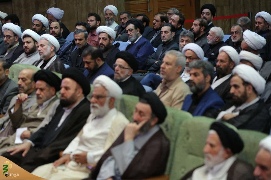 نشست روحانیون و مداحان عتبات عالیات استان تهران  18