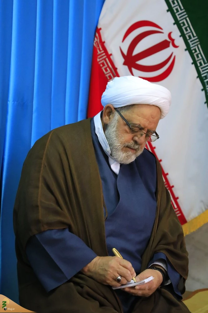امام جمعه بیرجند : اربعین می تواند بهترین پیام ها را به جهان مخابره کند. 5