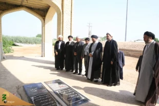 حضور نماینده ولی فقیه در امور حج وزیارت در قدمگاه شهدای غواص/گزارش تصویری 11