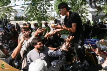 پیاده روی زائران اربعین حسینی 7