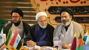 دیپلماسی امام حسین(ع) خاضع بودن در برابر خدا و اقتدار برابر دشمن است
