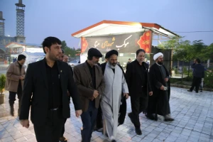 بازدید نماینده ولی فقیه در امور حج و زیارت از موکب شهدای منای شهر قم