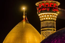 برافراشته شدن پرچم سرخ بر فراز مرقد مطهر حرمین در کربلای معلا 11