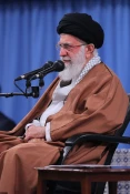 درآستانه‌ی روز ملی مبارزه با استکبار جهانی و روز دانش‌آموز برگزار شد؛

دیدار دانش‌آموزان و دانشجویان با رهبر انقلاب 7