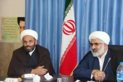 در جلسه هم اندیشی بعثه رهبری با مدیر حوزه علمیه قزوین مطرح شد؛

تاکید بر جذب روحانیان کاروان‌های آذری زبان در استان قزوین 2