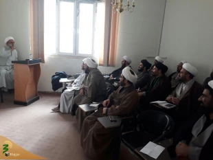 برگزاری دوره آموزش بدو خدمت روحانیون عتبات  استان لرستان