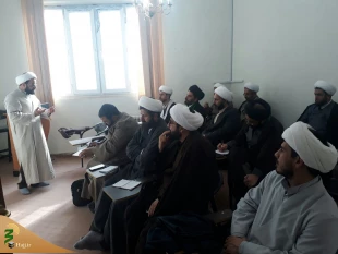 برگزاری دوره آموزش بدو خدمت روحانیون عتبات  استان لرستان