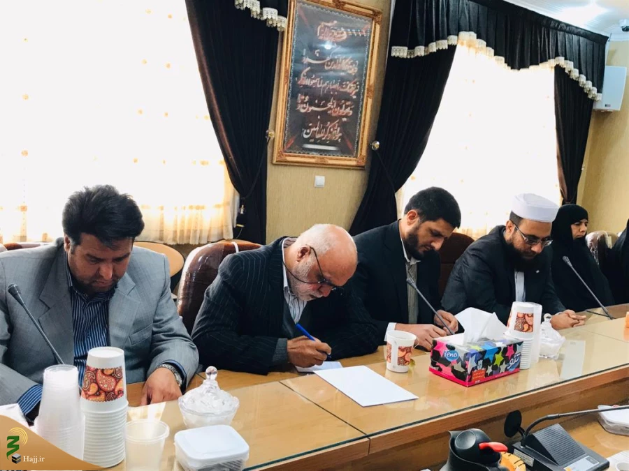 دیدار حجه الاسلام والمسلمین اکبری مدیریت امور اهل سنت بعثه مقام معظم رهبری با روحانیون و مدیران اهل سنت خراسان جنوبی 5
