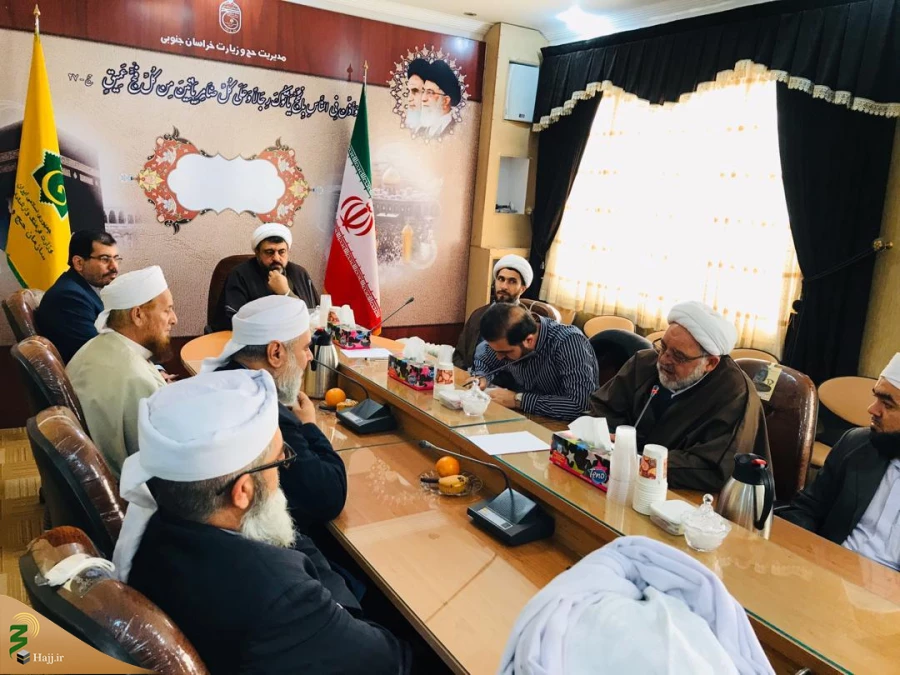 دیدار حجه الاسلام والمسلمین اکبری مدیریت امور اهل سنت بعثه مقام معظم رهبری با روحانیون و مدیران اهل سنت خراسان جنوبی 9
