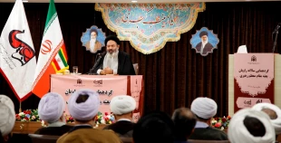 گردهمایی سالانه راویان بعثه مقام معظم رهبری در قم برگزار شد 7