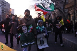 اقامه نماز بر پیکر شهید سپهبد قاسم سلیمانی و یاران مجاهد او به امامت رهبر انقلاب 5