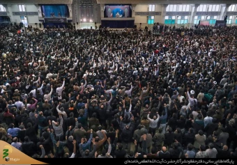 نمازجمعه تهران  به امامت مقام معظم رهبری 
 2