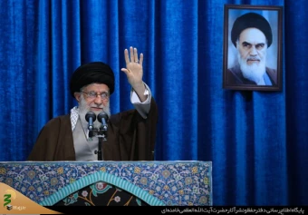 نمازجمعه تهران  به امامت مقام معظم رهبری 
 6