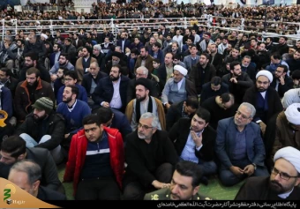 نمازجمعه تهران  به امامت مقام معظم رهبری 
 18