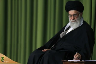 پیام رهبر معظم انقلاب به آیت‌الله سیستانی در پی عارضه جسمانی ایشان