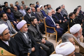 دیدار مسئولان و دست‌اندرکاران حج با رهبر معظم انقلاب
 16