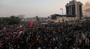 تظاهرات میلیونی عراقی‌ها در محکومیت اشغالگری نظامی آمریکا 11