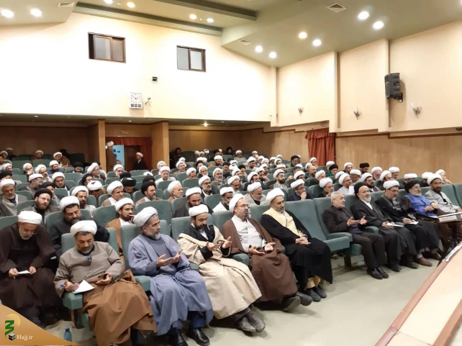 سومین همایش آموزشی روحانیون عتبات عالیات خراسان رضوی برگزار شد 

 2