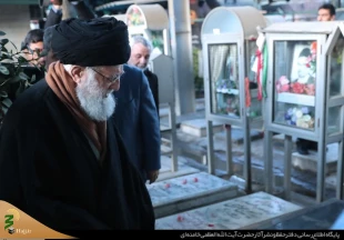 حضور رهبر انقلاب در مرقد مطهر امام راحل و گلزار شهدای بهشت زهرا 5