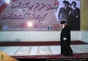 حضور رهبر انقلاب در مرقد مطهر امام راحل و گلزار شهدای بهشت زهرا 6