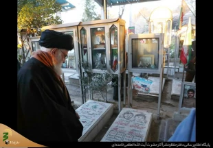 حضور رهبر انقلاب در مرقد مطهر امام راحل و گلزار شهدای بهشت زهرا 13