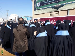 همزمان با آغاز دهه مبارک فجر؛

ویژه برنامه «روایت انقلاب» با حضور راویان بعثه رهبری کلید خورد 2