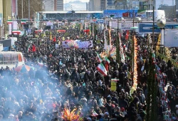 برگزاری راهپیمایی عظیم 22 بهمن با گرامیداشت یاد سردار سلیمانی در سراسر کشور 3
