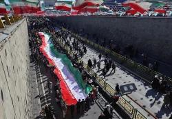 برگزاری راهپیمایی عظیم 22 بهمن با گرامیداشت یاد سردار سلیمانی در سراسر کشور 5