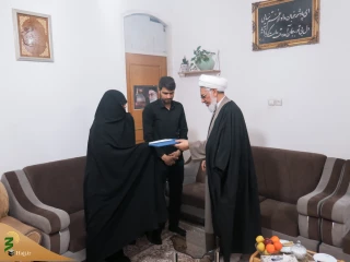 دیدار و همدردی مسئول دفتر نمایندگی بعثه قم با خانواده مرحوم اعرابی