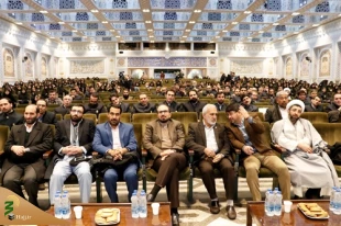 قائم مقام تولیت آستان قدس رضوی:


رویکرد اساسی آستان قدس رضوی ارتباط بیشتر با زائران است
 2