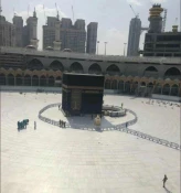 صحن کعبه خالی از حجاج 2