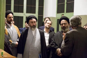 بازدید نماینده ولی فقیه در امور حج و زیارت از موزه بصیرت
 11